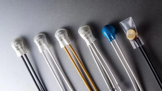 ST01 Θερμικός ασφαλιστής SO6 Ελέγχος θερμοκρασίας με διακυβέρνηση 50-250°C Συνήθως κλειστό ή ανοιχτό αυτόματο ή χειροκίνητο επαναφορά